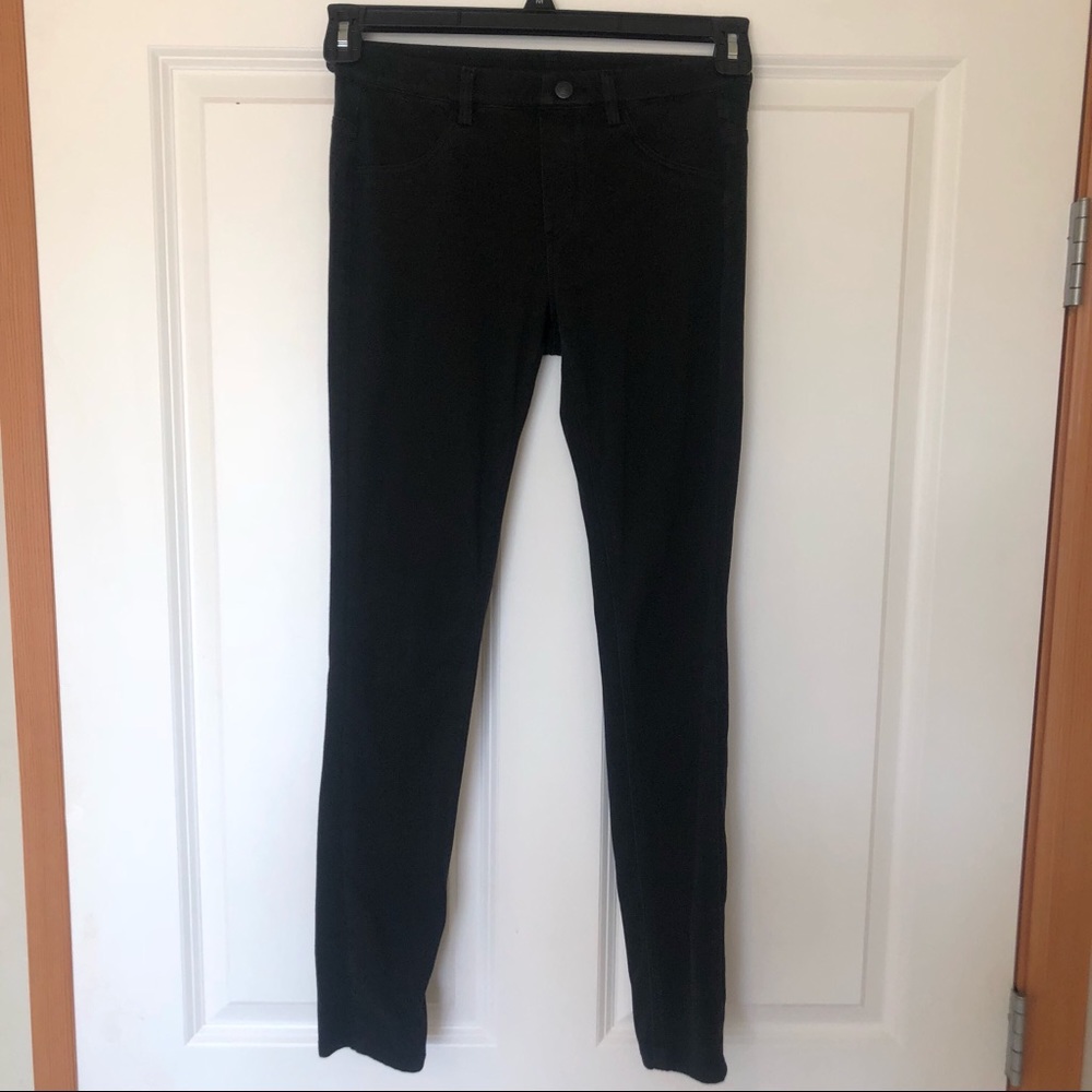 Black skinny jeans